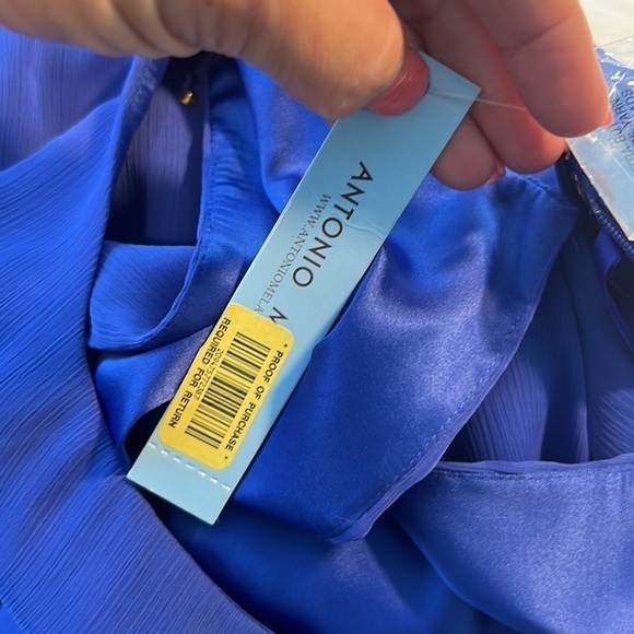 NWT,Antonio Melani, Gorgeous Softly-Layered Dress, (MSRP $170), Size 0 - Picture 10 of 14